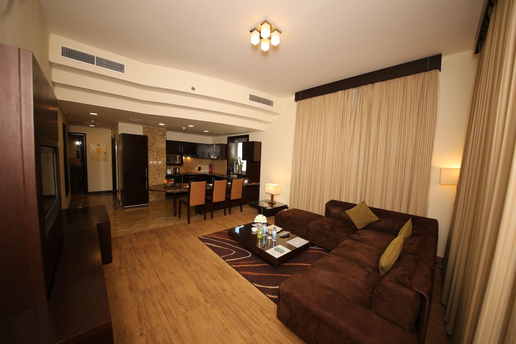 Tulip Creek Hotel Apartments Dubaj Zewnętrze zdjęcie