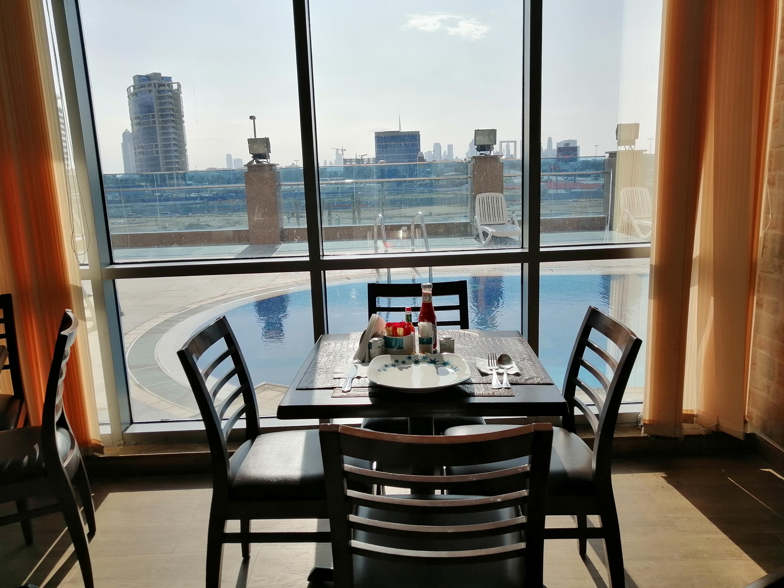Tulip Creek Hotel Apartments Dubaj Zewnętrze zdjęcie