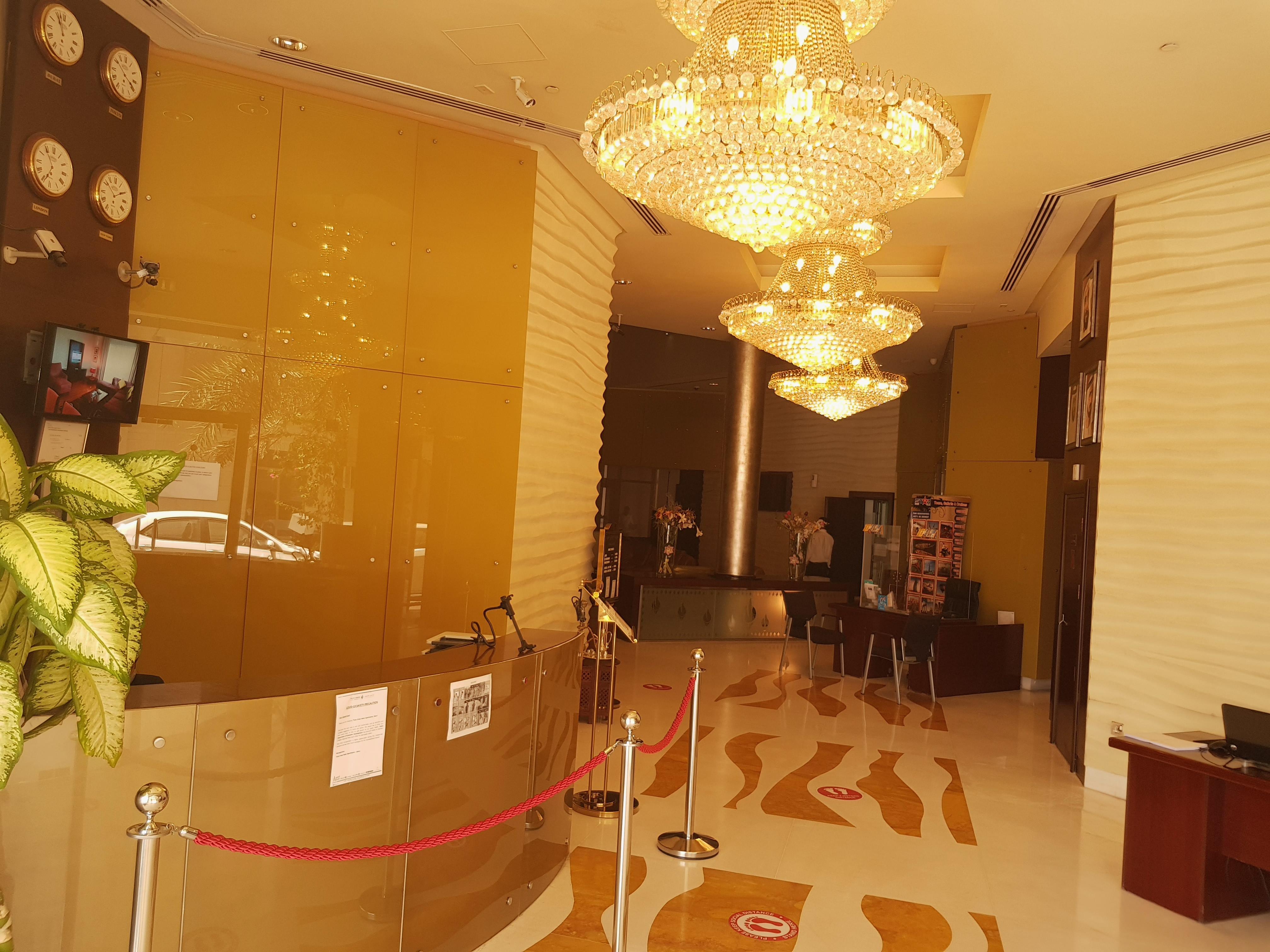 Tulip Creek Hotel Apartments Dubaj Zewnętrze zdjęcie